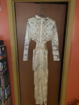 Amari Atelier Dress NWT White Lace & Fringe Size Small 2-4 Beautiful
