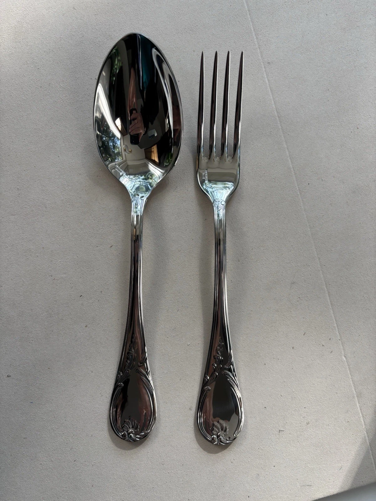 Guy Degrenne - VILLANDRY-MARQUISE - large serving spoon and serving fork - NEW