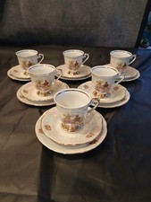 18 Pc Vintage Chodziez Poland  Quality Lustre Porcelain Tea Set (6 Setting)