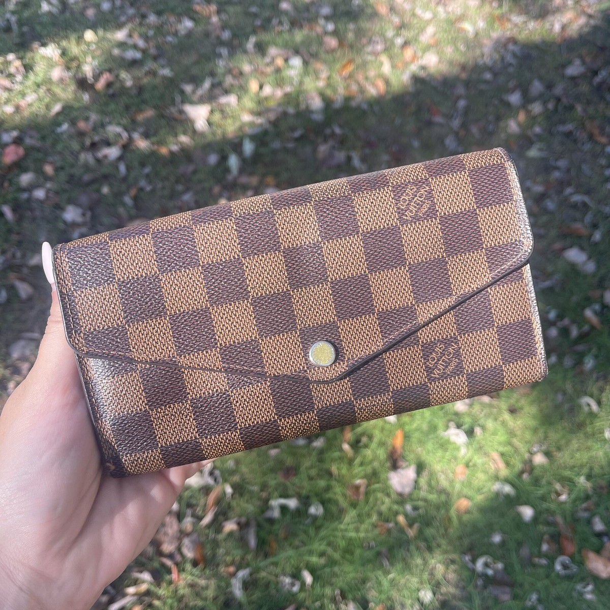 Louis Vuitton Damier Ebene Porte Feuille Sarah Long Bifold Wallet - Main Image