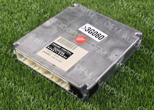 TOYOTA HIACE 89661-26D01 Engine computer ECU Oem Jdm Used - Picture 3 of 14