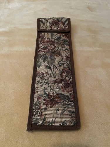 CURLING IRON FLORAL TAPESTRY PROTECTOR VINTAGE FROM THE 80s.