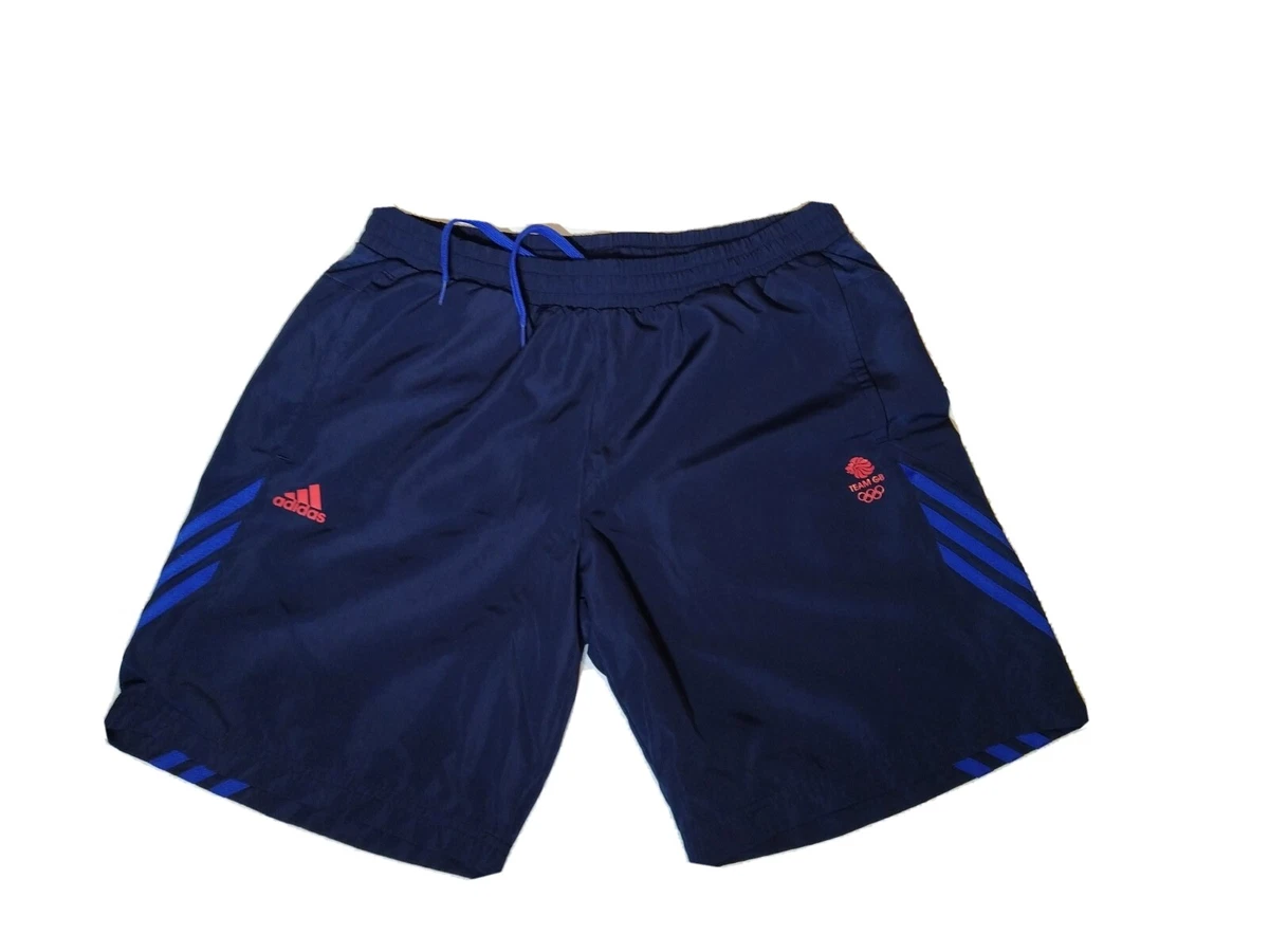 Adidas gym hotsell shorts with pockets