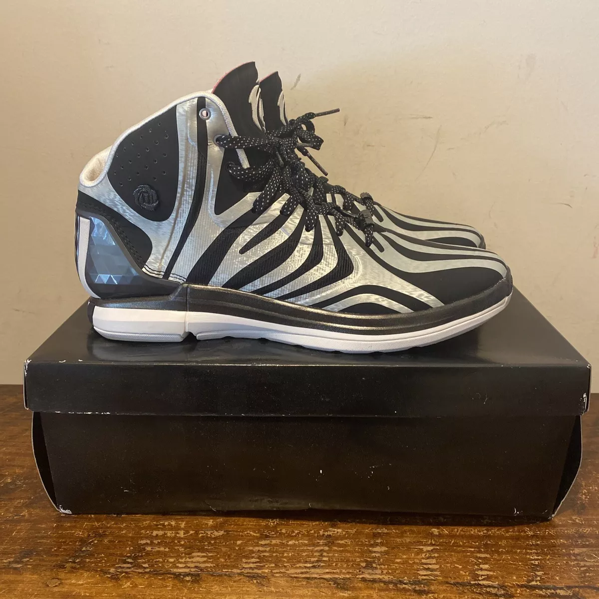 Adidas GeoFit Adiprene Sprint frame ZEBRA Silver Men s Size 12
