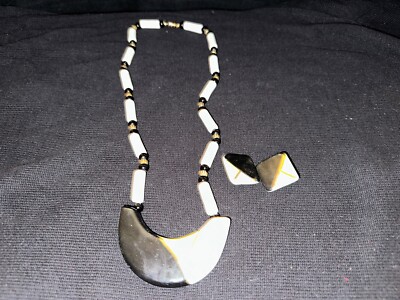 VTG BLACK AND YELLOW Retro Signed Jewelry Ceramic beaded necklace with earrings