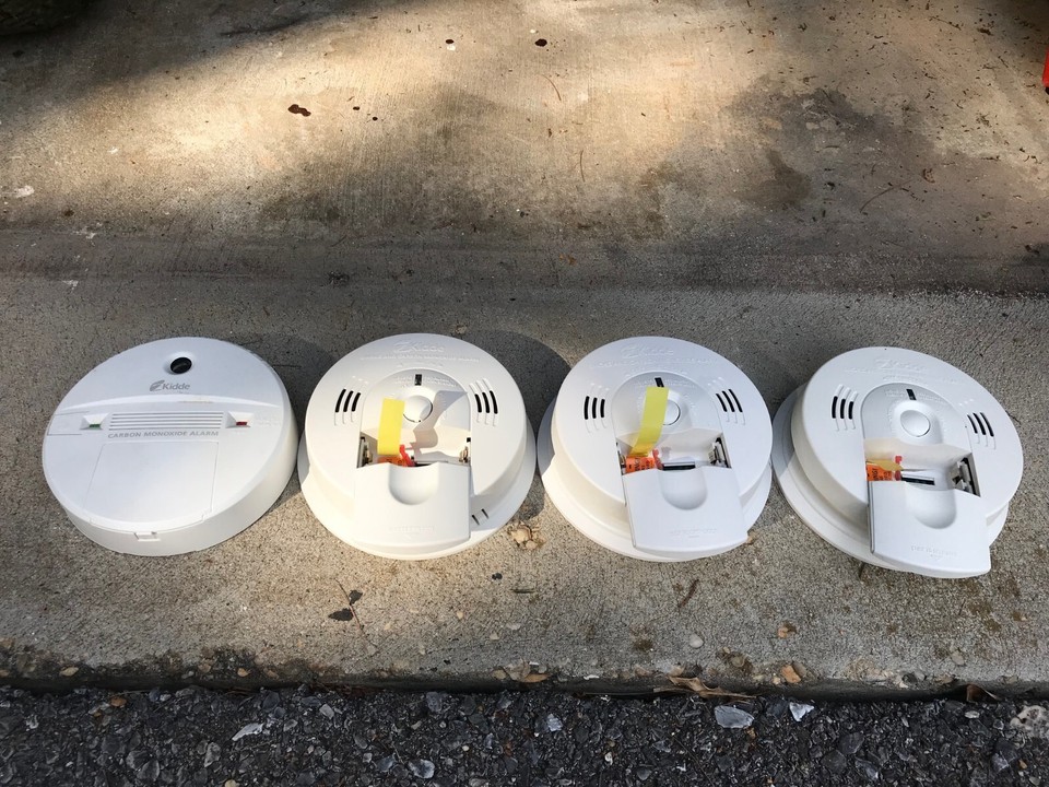 3 Kidde KNCOSMBA Battery Operated Combination Smoke and Carbon