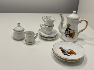 Käthe Kruse x Reutter Porzellan Service 2 - 9 cm 9 Teile. 1 Wahl - Top Zustand  