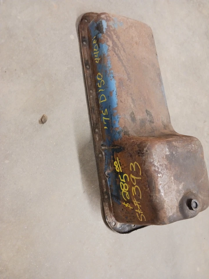 Dodge D100 1975 440 cárter trasero cárter de aceite y bandeja de viento Foto 2 de 4