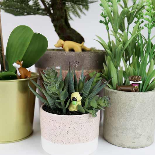 Novelty Plant Pot Markers Planter Funny Decor Garden Ornament Set of 4 Pets Dogs
