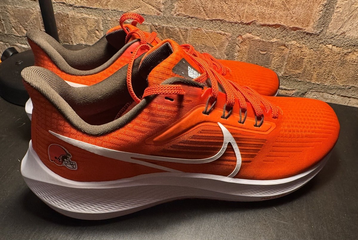 nike men's cleveland browns air zoom pegasus 36 running shoes
