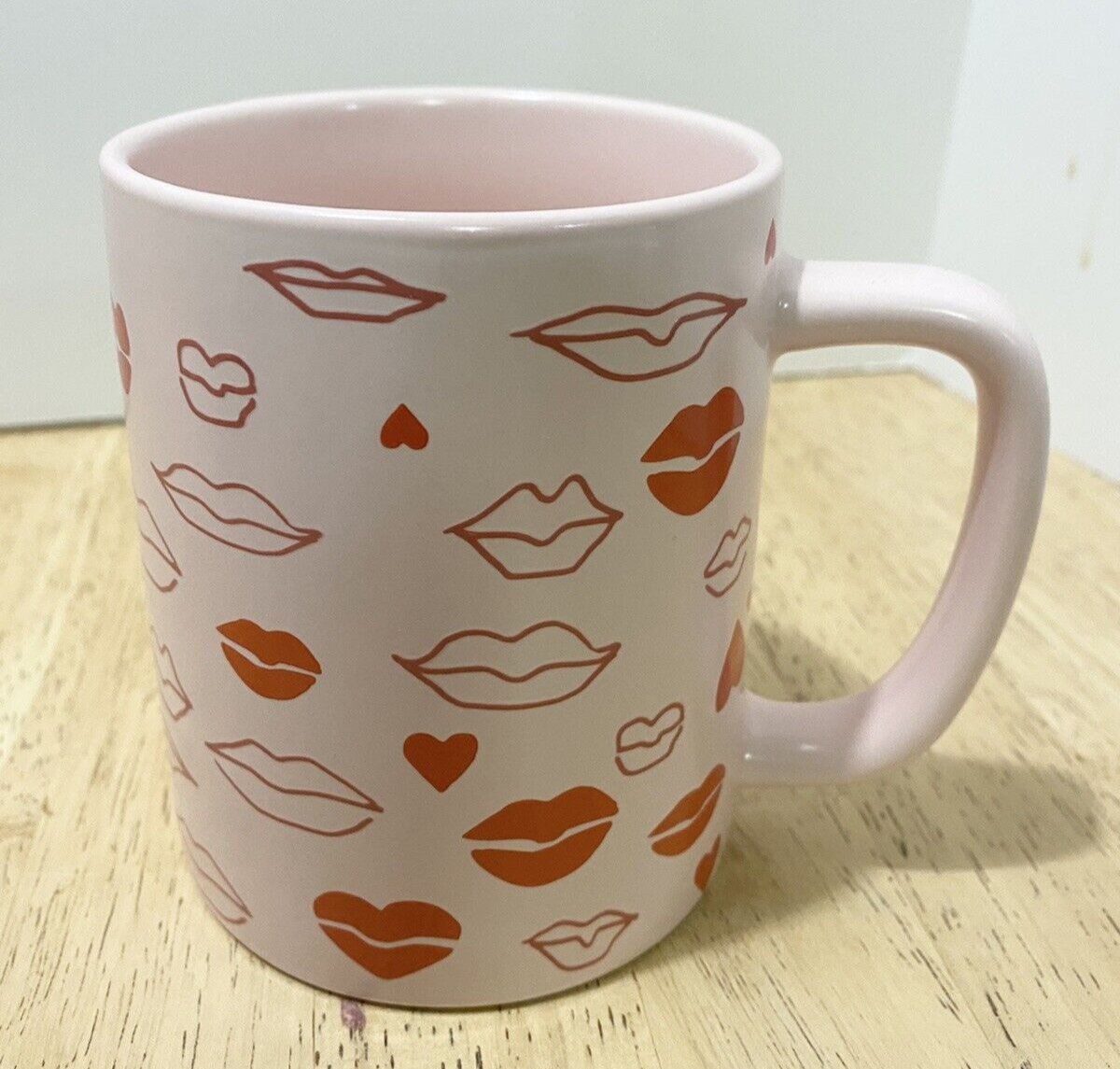 Starbucks 2020 Valentines Day Pink Coffee Tea Mug Hearts Lips 14oz