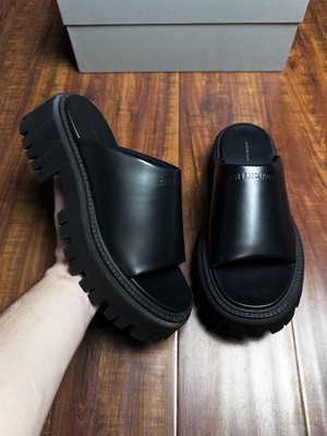 Balenciaga Tractor Slide Sandal Mens Black Mule  Platform Sneakers - Size 7 (40)
