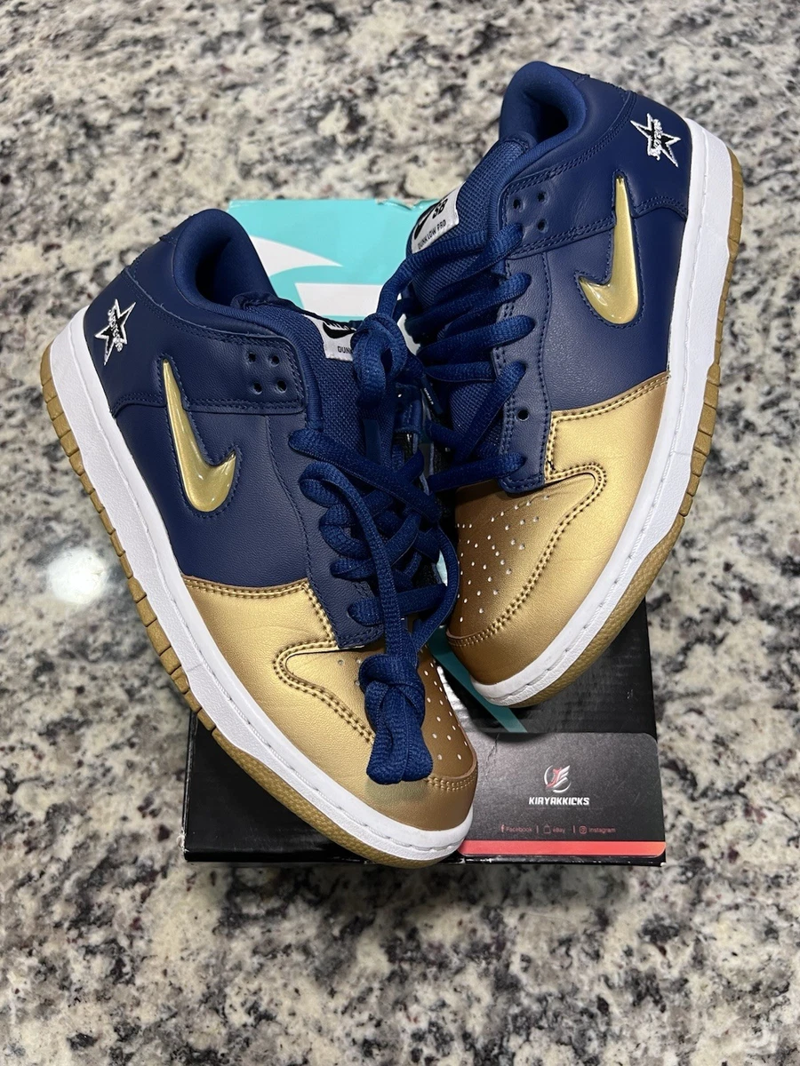 Nike Supreme x Dunk SB QS Low Metallic Gold for Sale