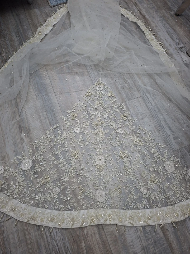 Asain Bridal Wedding Dress - Image 4 of 4