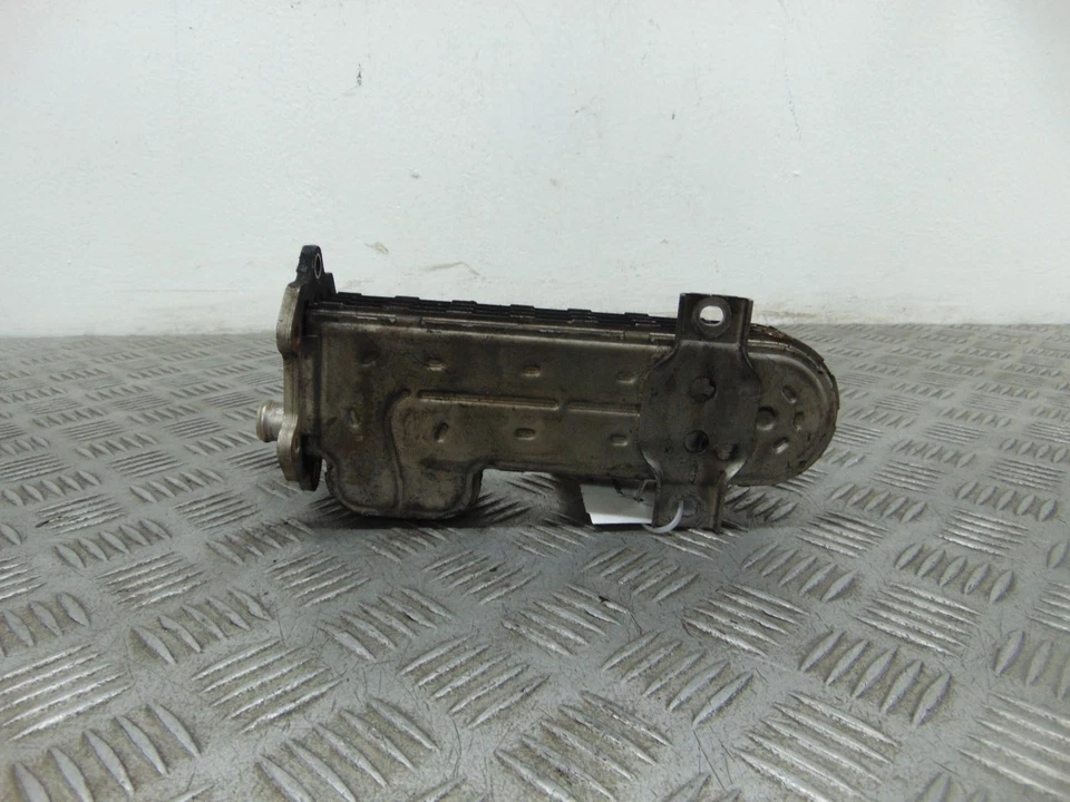 Mitsubishi Outlander Manual Egr Valve Cooler Mk2 2.0 Diesel 2007-2013A - Image 2 of 4