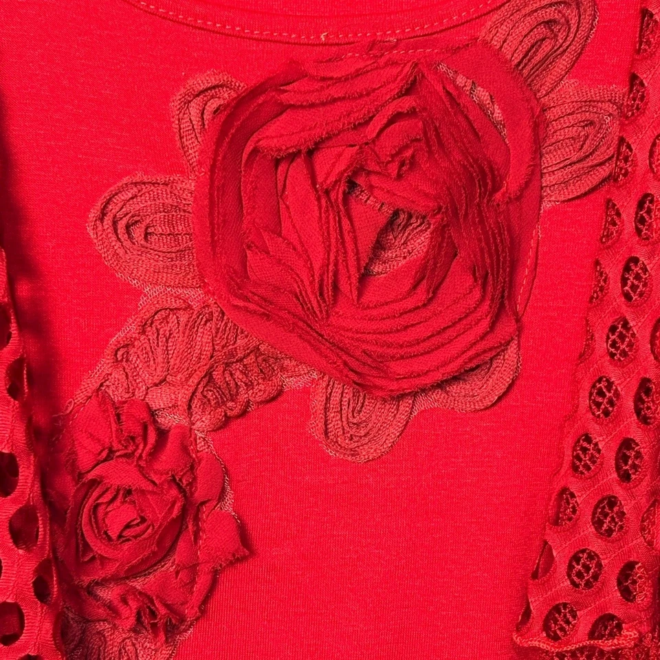 Pretty Angel Red Top sz L Silk Blend Artsy Boho Whimsigoth Rose Applique Crochet - Image 3 of 4