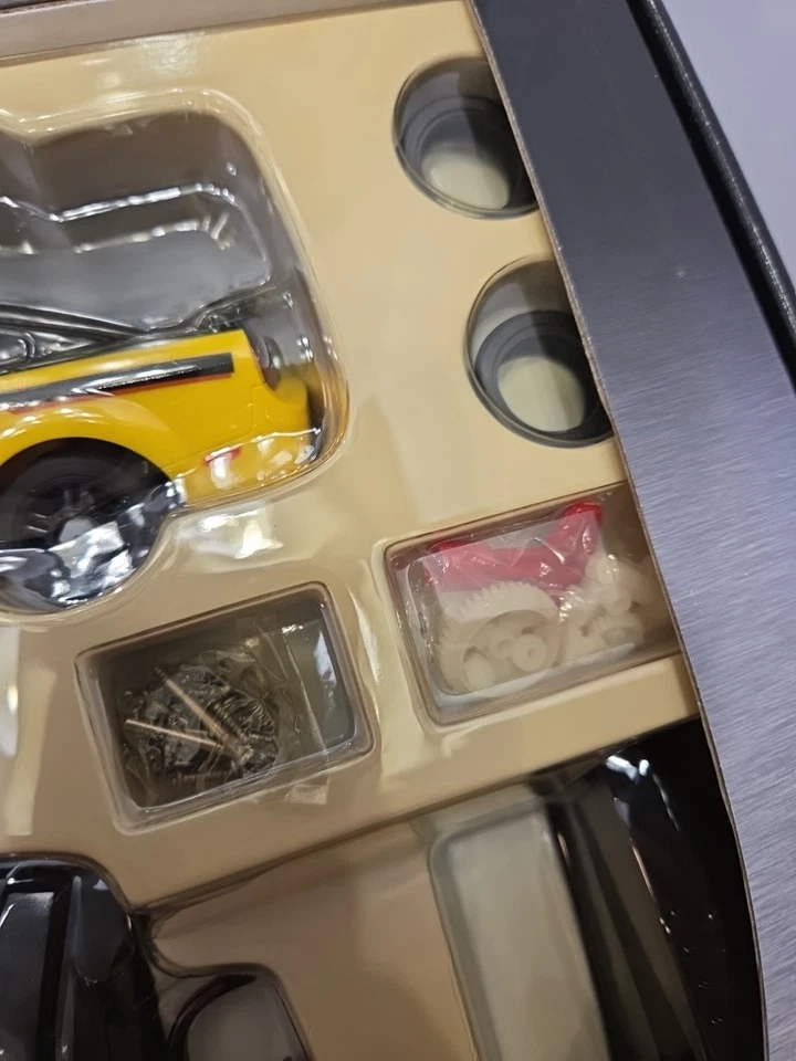 Mando a distancia Mustang 2006 RPMZ 1:24 Revell RPM NUEVO EN CAJA  Foto 4 de 4