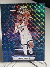 2022-23 Panini Mosaic Tyus Jones Genesis Mosaic Prizm Memphis Grizzlies #194