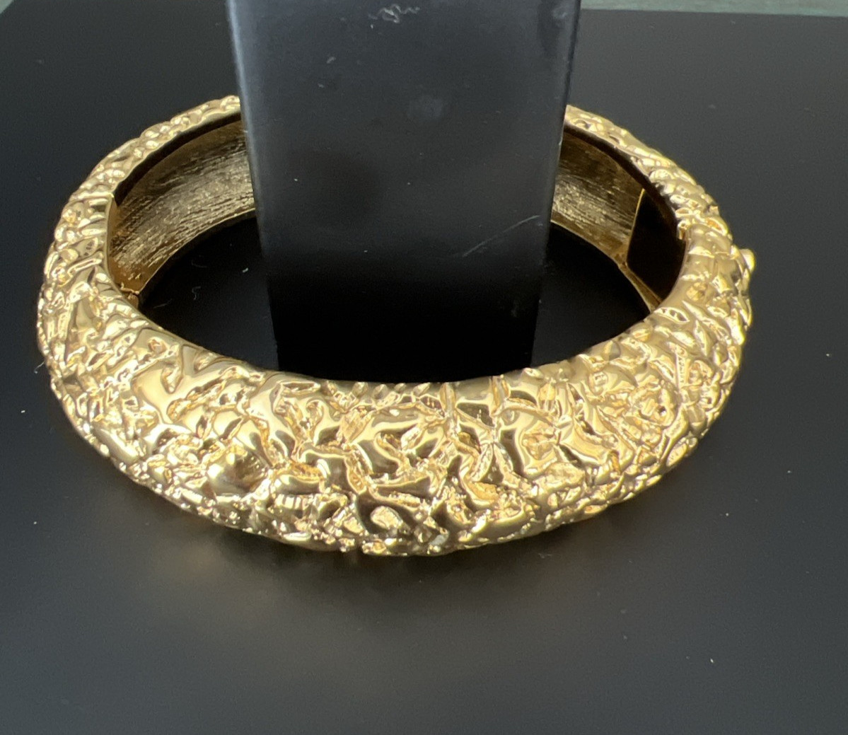 VTG. KJL KENNETH JAY LANE DUCHESS of WINDSOR BOMB… - image 5