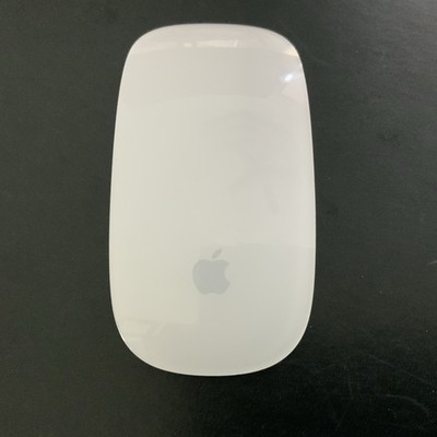 Apple Wireless Mouse Model A1296 3vdc White / Silver