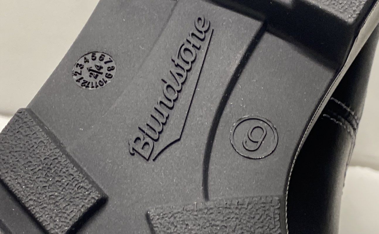 Blundstone Black Solid Chelsea Boot Boot Women 9 - image 7