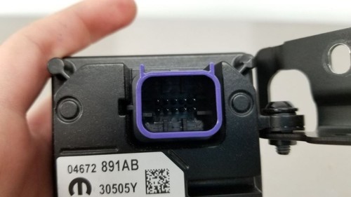 22 DODGE RAM 1500 WINDSHIELD MOUNTED LANE ASSIST CAMERA 04672891AB - Picture 9 of 12