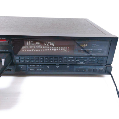 Technics SL-P770 Compact Disc 4DAC 18bit Digital audio used