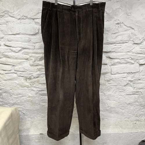 Canali Sport Mens Straight Leg Corduroy Pants Brown Size 35 Waist 31 Length