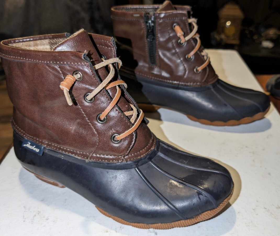 Sperry Rain Boots Womans Size 6-image