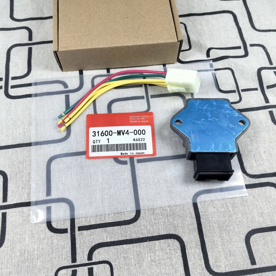 Regulador de voltaje rectificador OEM para Honda CBR600 F2/F3/F4 CBR900RR CB250 PC800 Foto 2 de 2