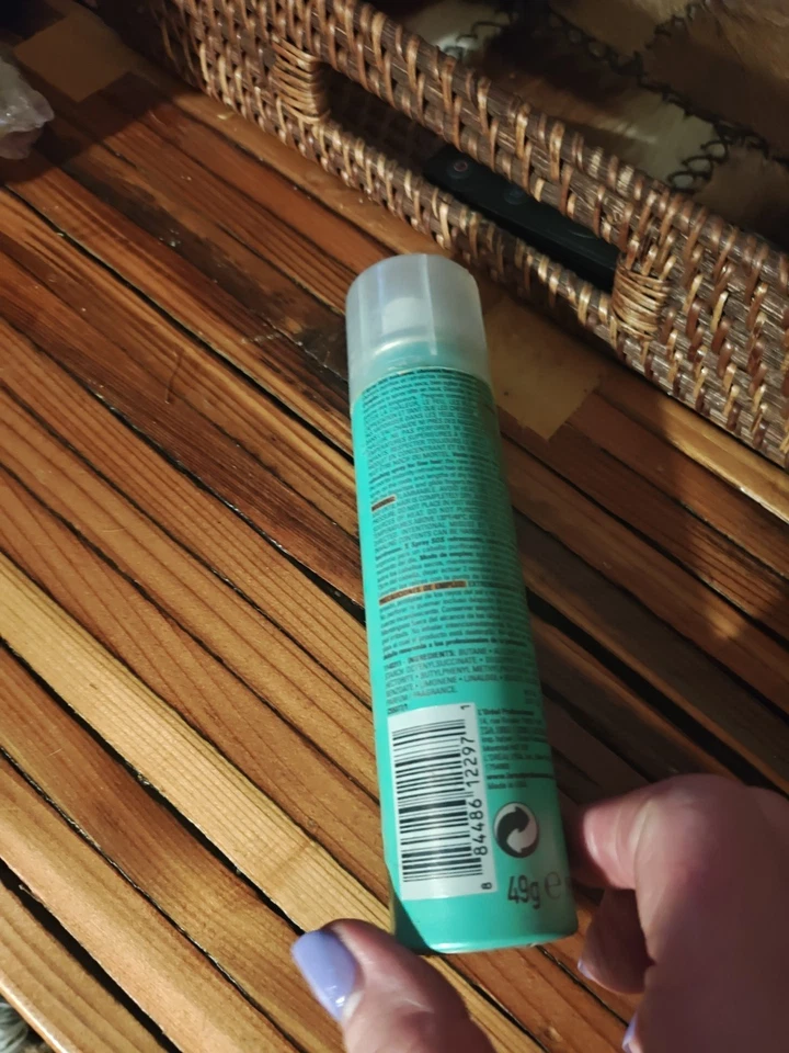 Spray L'Oreal Powderfresh Volumen Deja en 1,75 OZ Foto 2 de 2