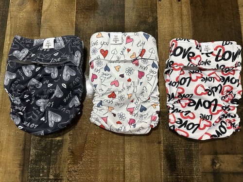 CuteBone Female Dog Diapers Large Lot 3 Washable Reusable No Tail Hole Heat