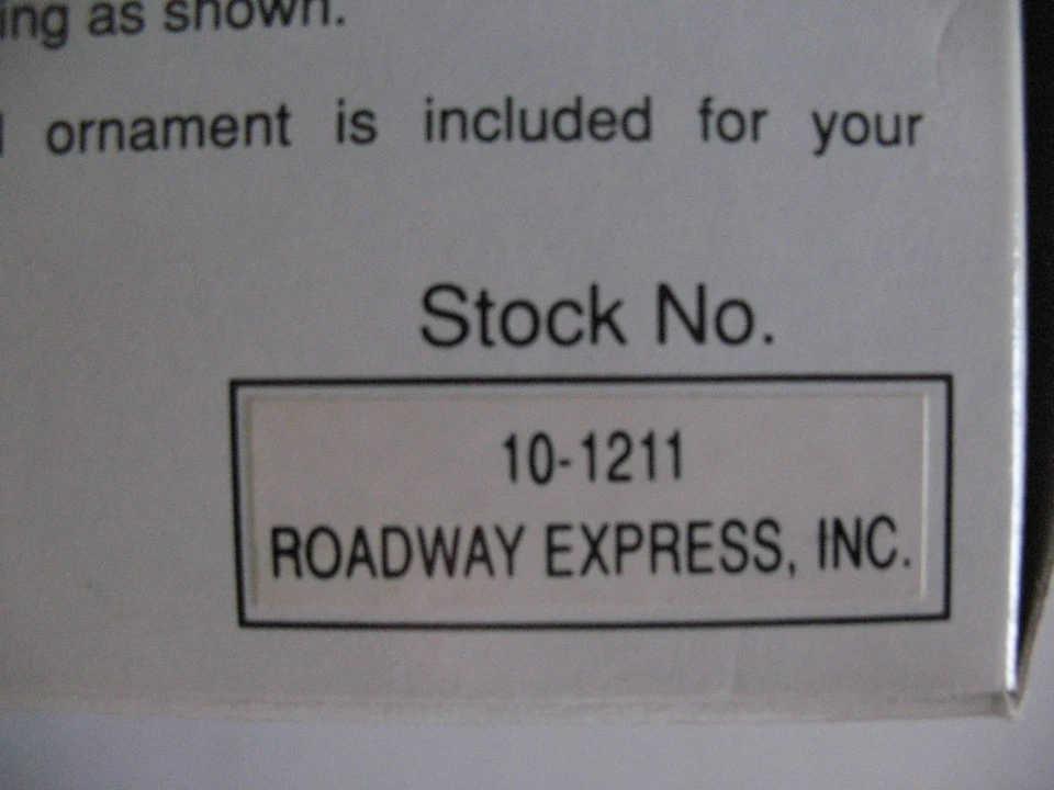 First Gear #10-1211 Roadway Express, Inc 1960 Mack B 61 Tractor Trailer - Image 2 of 3