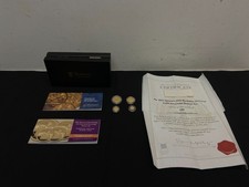 Hattons of London 2021 Queen