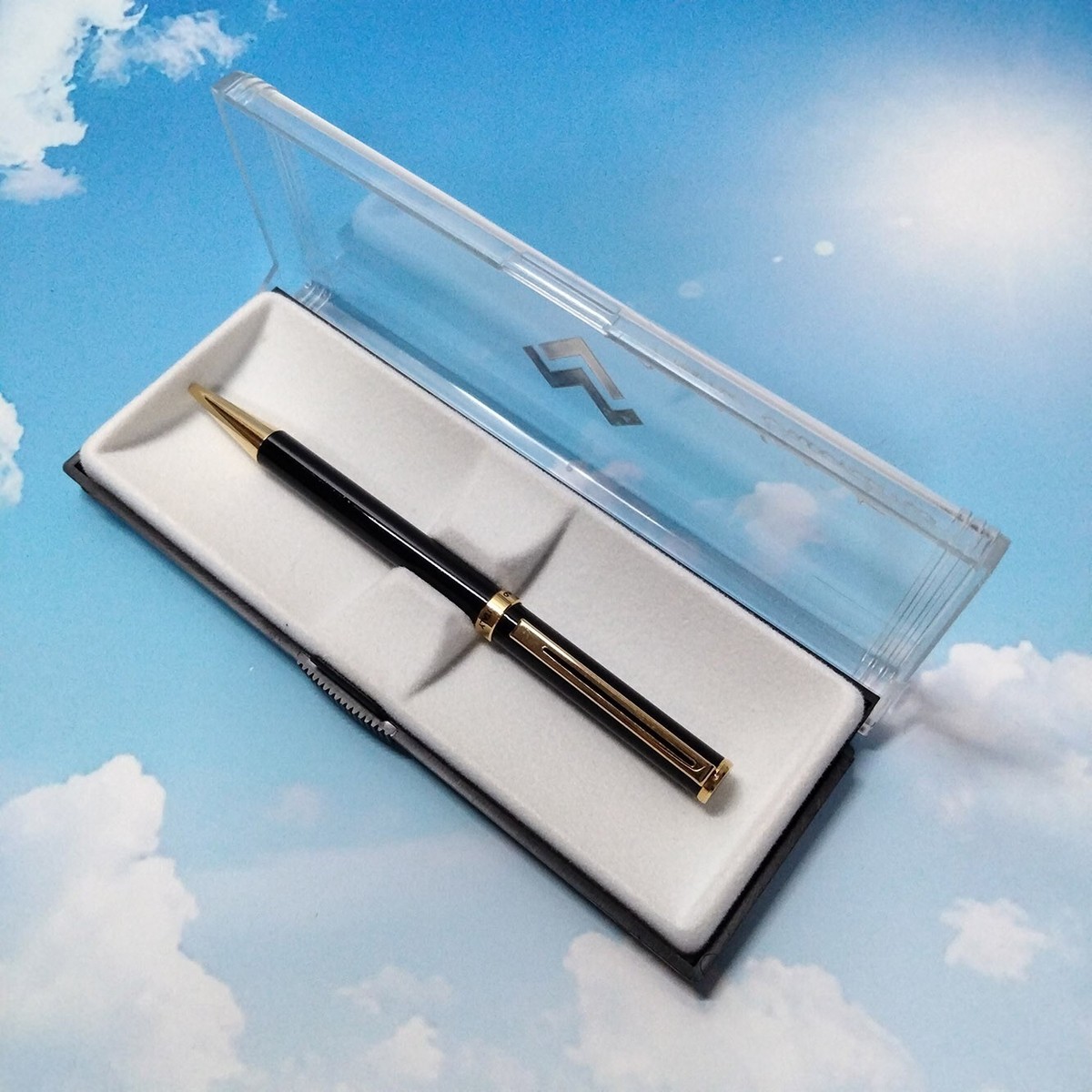 Mario Valentino Ballpoint Pen Black And Gold With Case Free