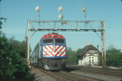 Metra 187 Zug #1241 --- Original Dia T4-10