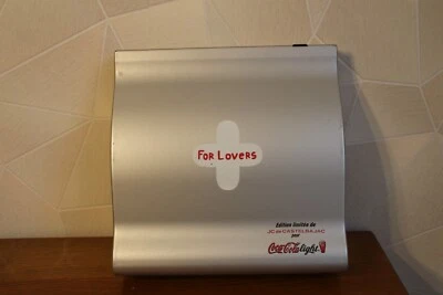 COFFRET COCA COLA COMPLET - 2 CANETTES - CHAINE - 2 PAILLES / JC de CASTELBAJAC - Photo 1/3