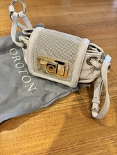 Pre Loved Vintage Oroton Ivory Gold Crossbody bag Glomesh Era 1960  s 1970  s