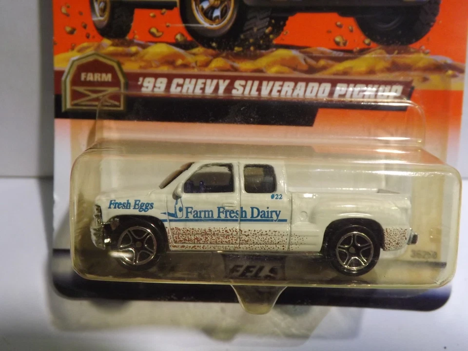 1998 Matchbox '99 Chevy Silverado Pickup Farm Series 18 #86/100 Farm Fresh Dairy - Image 2 of 2