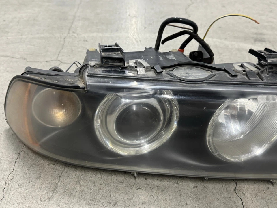 Faro de xenón HID pasajero derecho OEM 2001-2003 BMW E39 525i 530i 540i M5 Foto 3 de 4