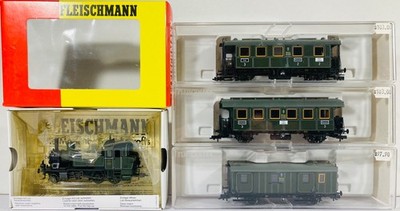 Fleischmann HO - 4901 Limited Edition Set - Class Pt 2/3 Loco & 3 Coaches - Era1