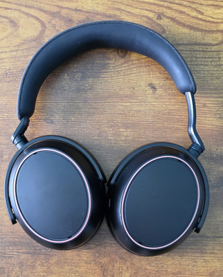 Sennheiser Momentum 4 Special Edition Bluetooth Headphones Black w/ Case