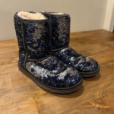 UGG WOMEN'S BOOTS 1002978 MIDNIGHT BLUE SILVER SEQUIN CLASSIC SHORT BOOTS 7