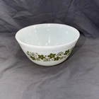 Pyrex Spring Blossom 402 (Crazy Daisy) Mixing Bowl