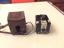 Appareil photo boitier Brownie flash caméra Kodak made in France Collection