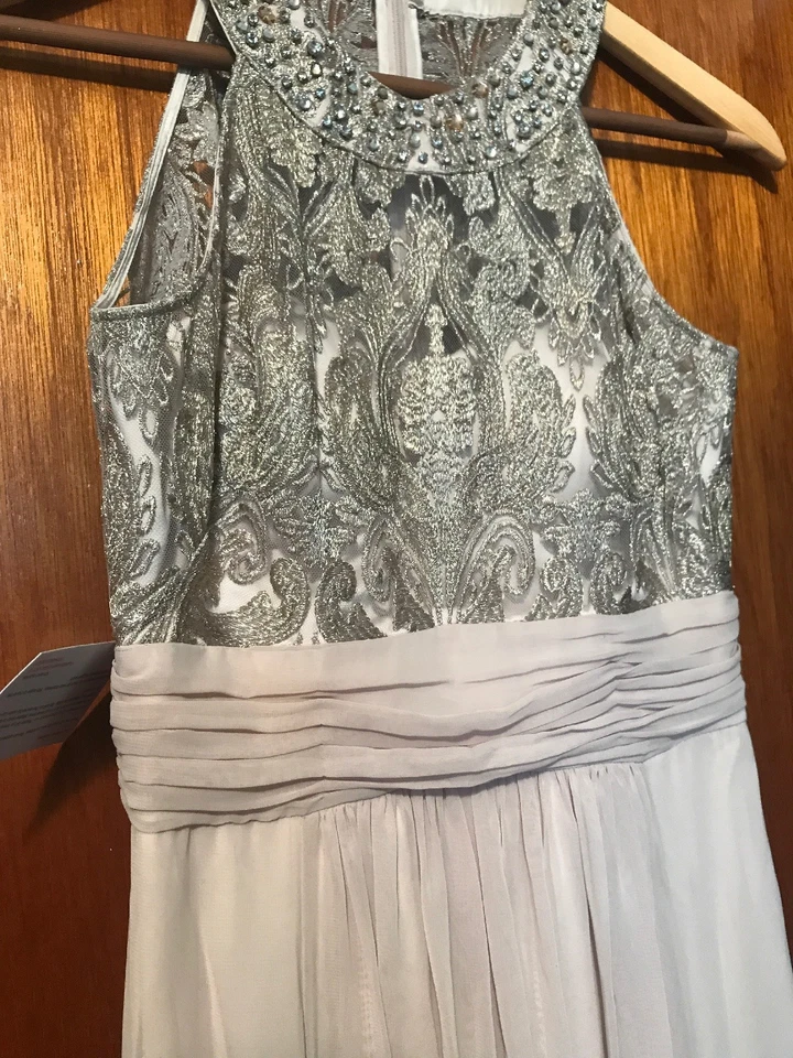 Used Eliza J Lace Bodice Gown- Beige- 4 Petite $ 248 Wedding Bridemaid 4P Dress - Image 4 of 4