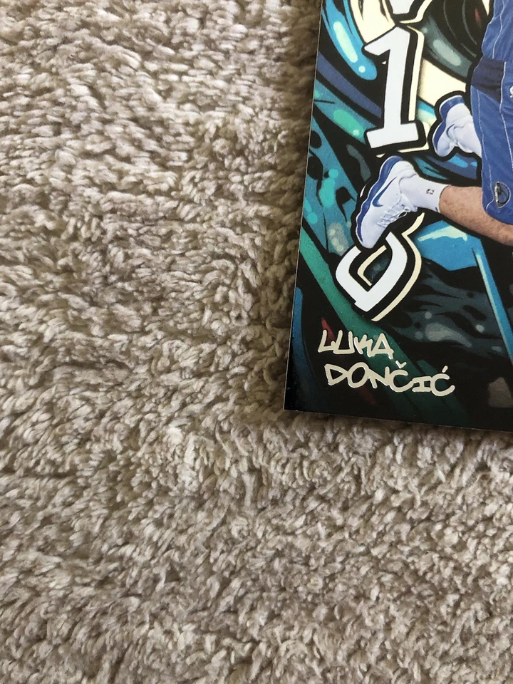 LUKA DONCIC 2018-19 Panini Certified RC Rookie Graffiti 18-26 SP Mavericks - Image 3 of 4