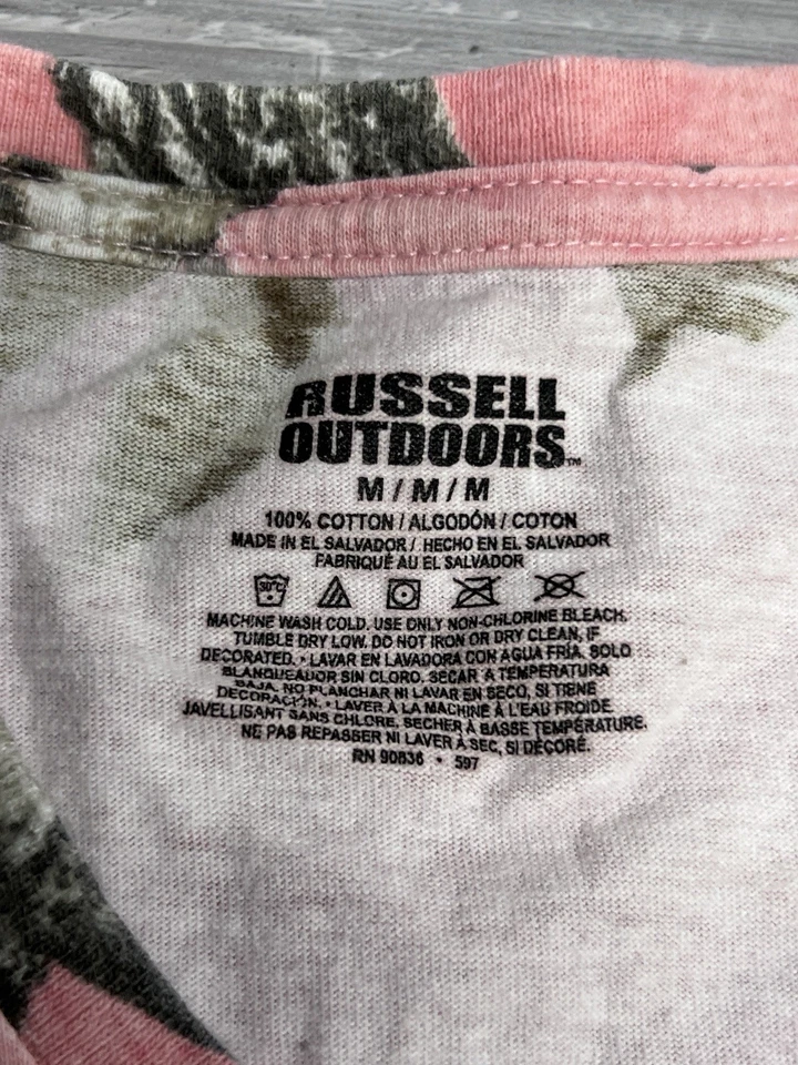 Camiseta Au Sable River Michigan Feminina Rosa Realtree Camuflagem Russell Outdoors Tamanho M - Imagem 4 de 4