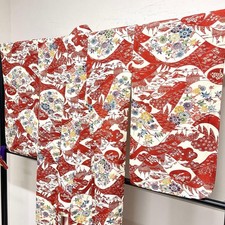 Small pattern Japanese crepe kimono with chrysanthemum and maple landscape, used