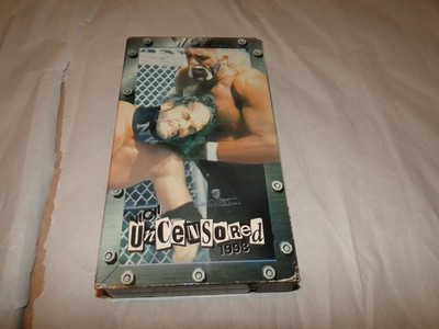 WCW UNCENSORED 1998 Hulk Hogan vs. Randy Savage in Steel Cage